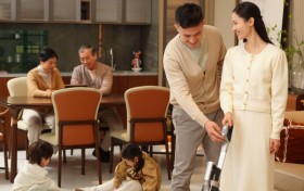 父亲节实用好礼：莱克天狼星洗地吸尘器轻松清洁全屋